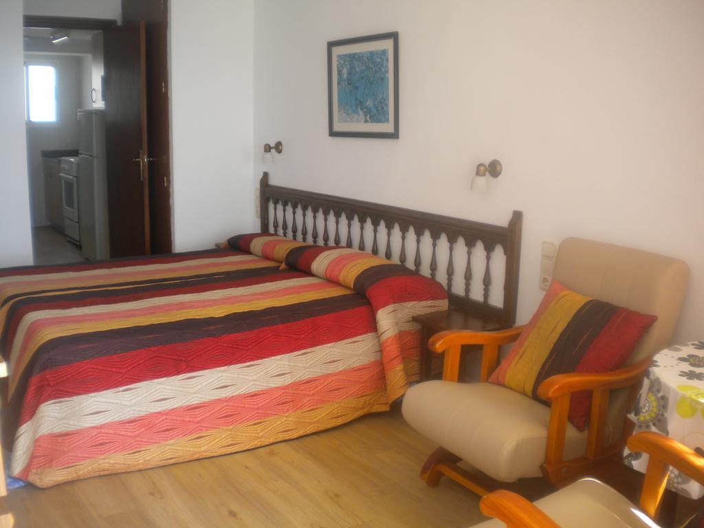 Apartamentos Los Pinos Calpe Esterno foto